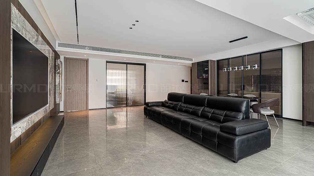 意式轻奢风-轨道万科悦府